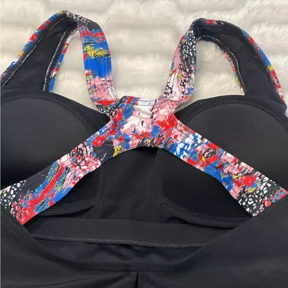 Attracosports‎ Women’s Sport Swimsuit Size Small UPF50